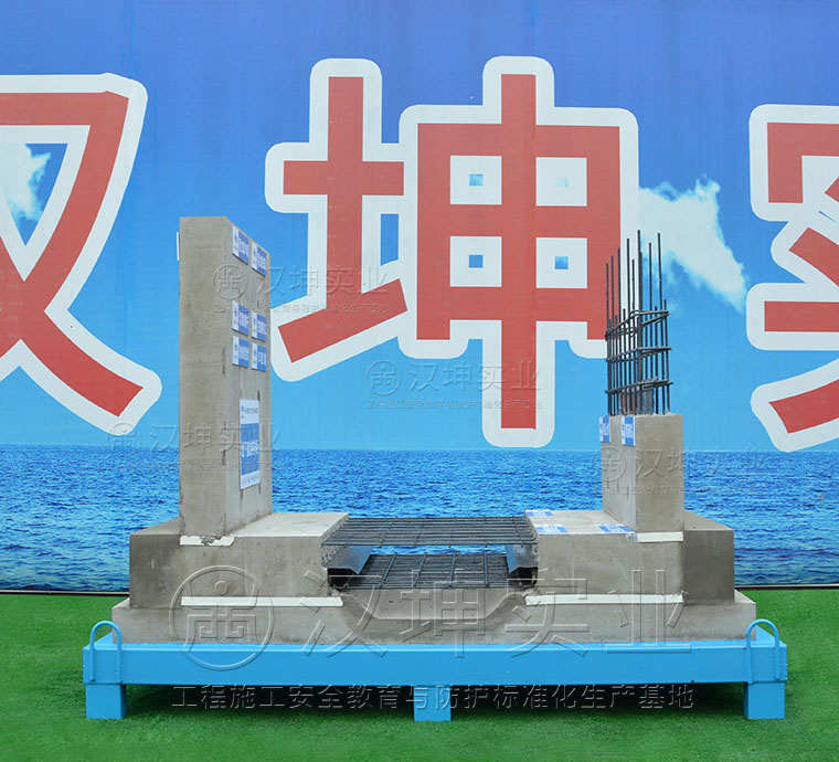 ҽṹչʾ չʾ